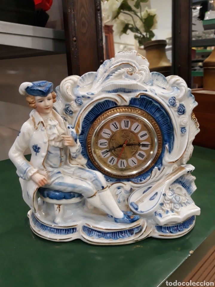 Antig&uuml;edades: Reloj de sobremesa - Foto 1