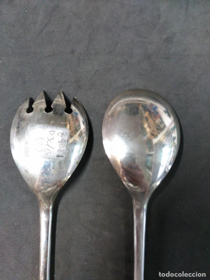 Antig&uuml;edades: CUBIERTOS DE SERVIR EN METAL PLATEADO - Foto 7