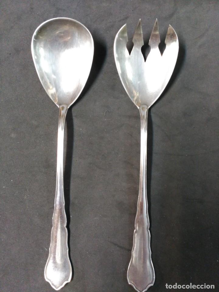Antig&uuml;edades: CUBIERTOS DE SERVIR EN METAL PLATEADO - Foto 1