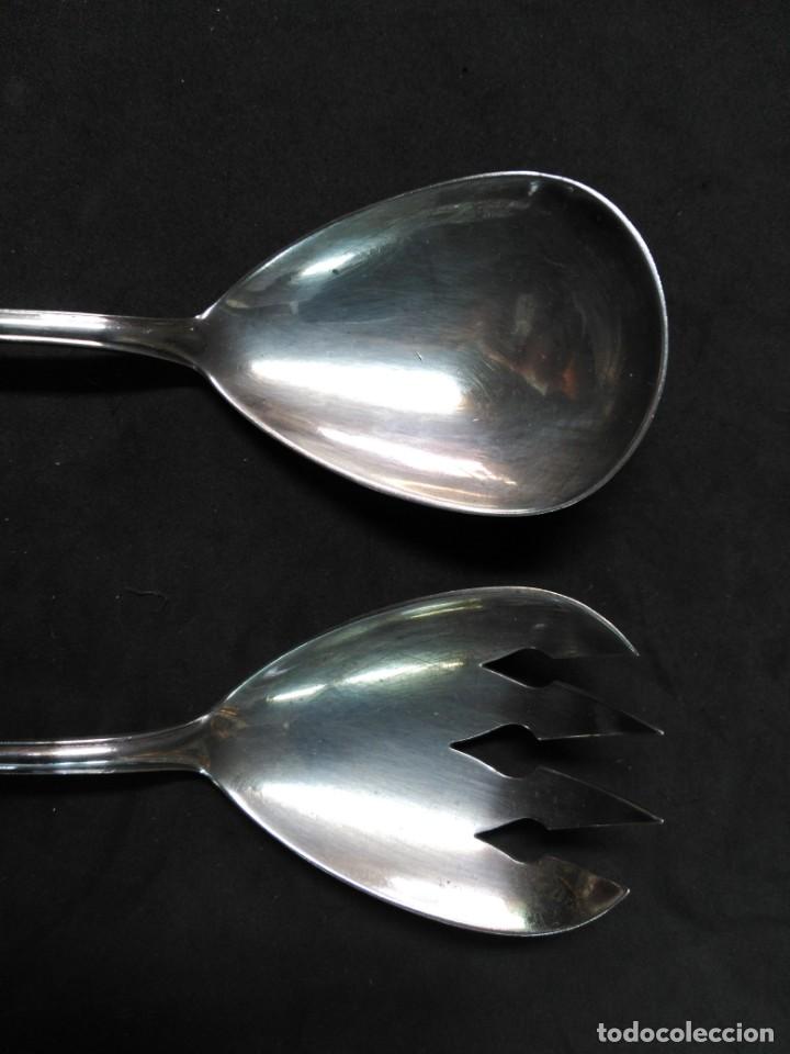 Antig&uuml;edades: CUBIERTOS DE SERVIR EN METAL PLATEADO - Foto 3