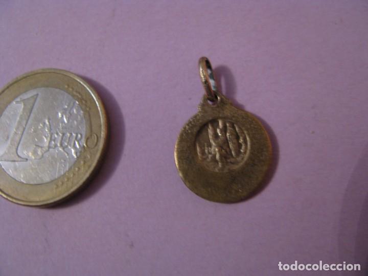 Antig&uuml;edades: COLGANTE RELIGIOSO. - Foto 2