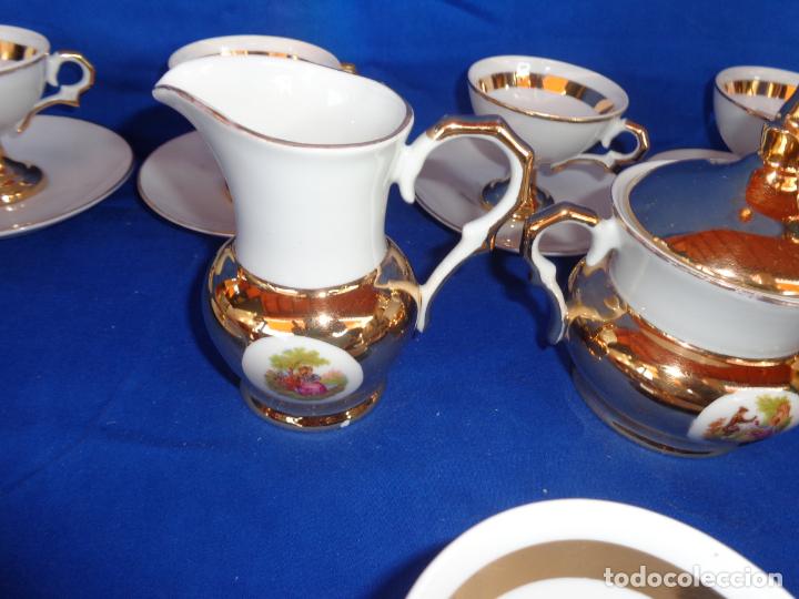 antiguo juego de té o café en dorado y escenas Comprar