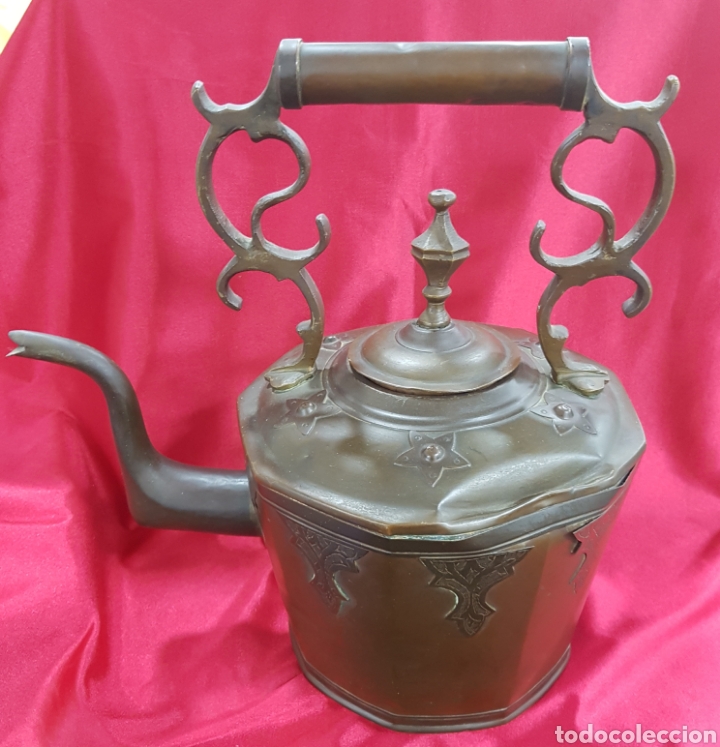 Antig&uuml;edades: Tetera / Cafetera aluminio y bronce vintage - Foto 1