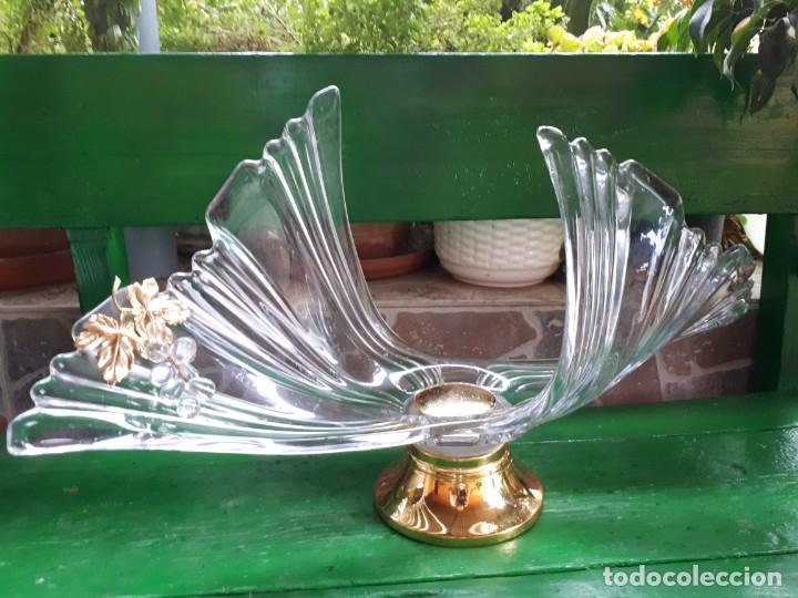 Antig&uuml;edades: antiguo centro de mesa - Foto 1