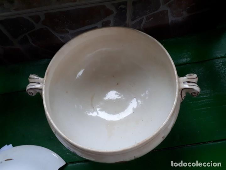 Antig&uuml;edades: antigua sopera de la cartuja - Foto 3