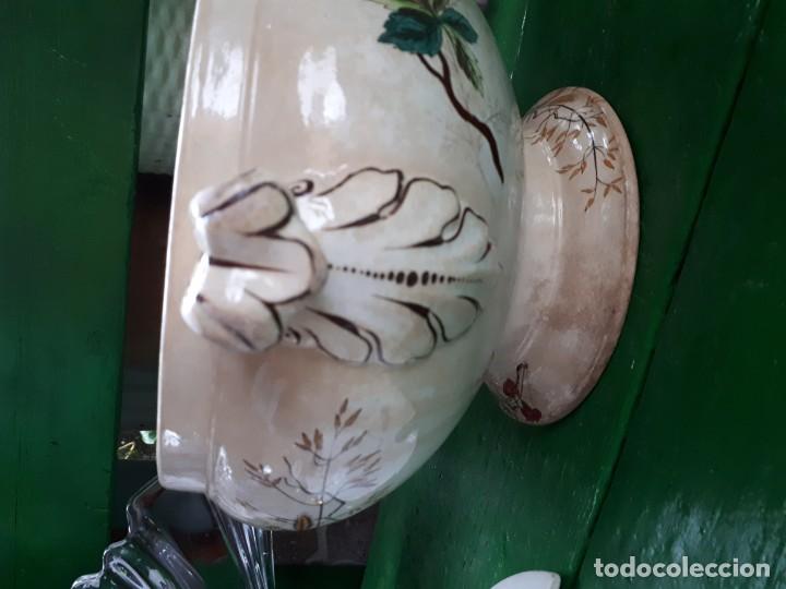 Antig&uuml;edades: antigua sopera de la cartuja - Foto 4