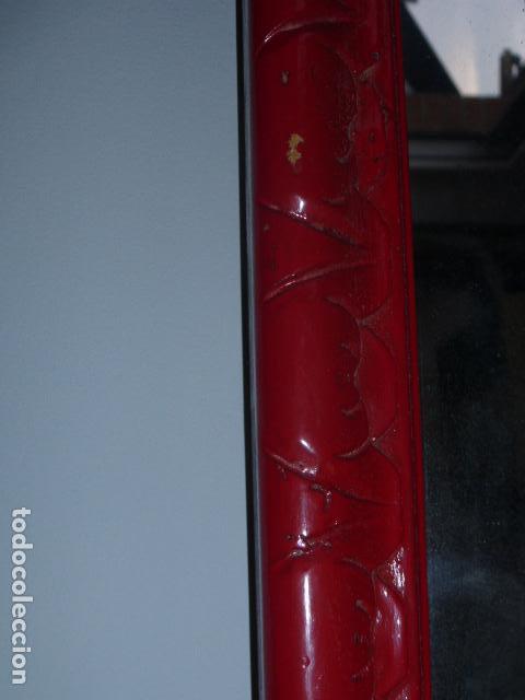 Antig&uuml;edades: ESPEJO DE MADERA TALLADA PINTADO EN ROJO - Foto 3