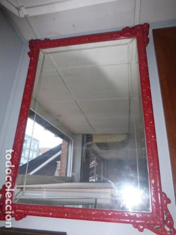 Antig&uuml;edades: ESPEJO DE MADERA TALLADA PINTADO EN ROJO - Foto 5