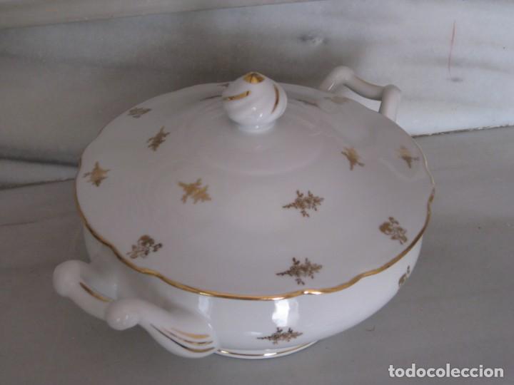 Antig&uuml;edades: Sopera porcelaine.... - Foto 5