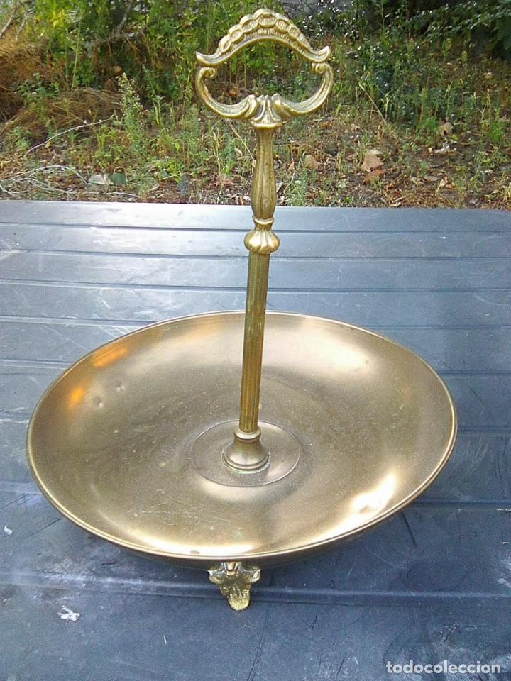 Antig&uuml;edades: Antiguo frutero de bronce - Principios siglo XX - 28 cms altura por 26 de diametro