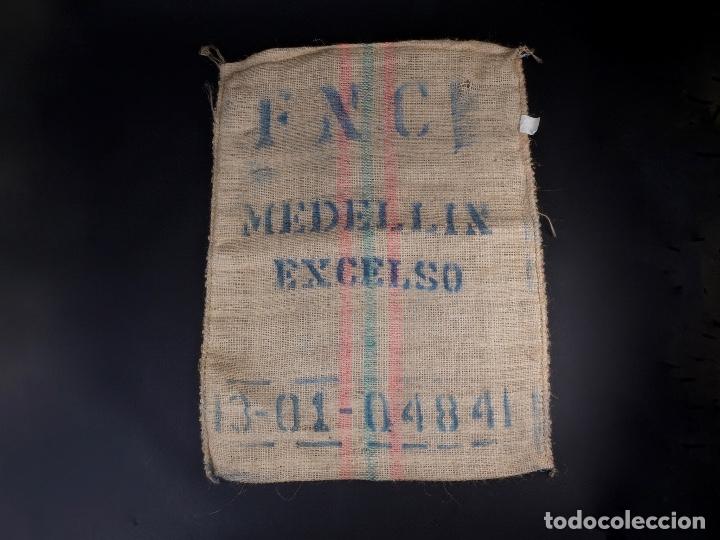 Antig&uuml;edades: CAFE MEDELLIN EXCELSO. SACO DE ARPILLERA - Foto 1