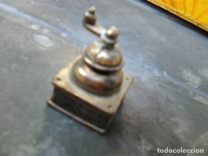 Antig&uuml;edades: miniatura ba&ntilde;o de plata - Molinillo de caf&eacute; - Foto 1