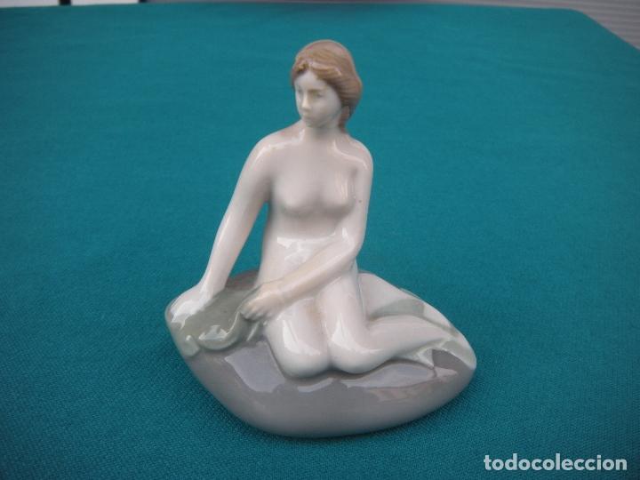 Antig&uuml;edades: PORCELANA MUJER DESNUDA. - Foto 1