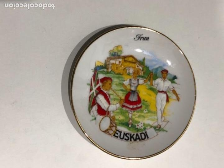 Antig&uuml;edades: Plato decorativo Euskadi - Foto 1