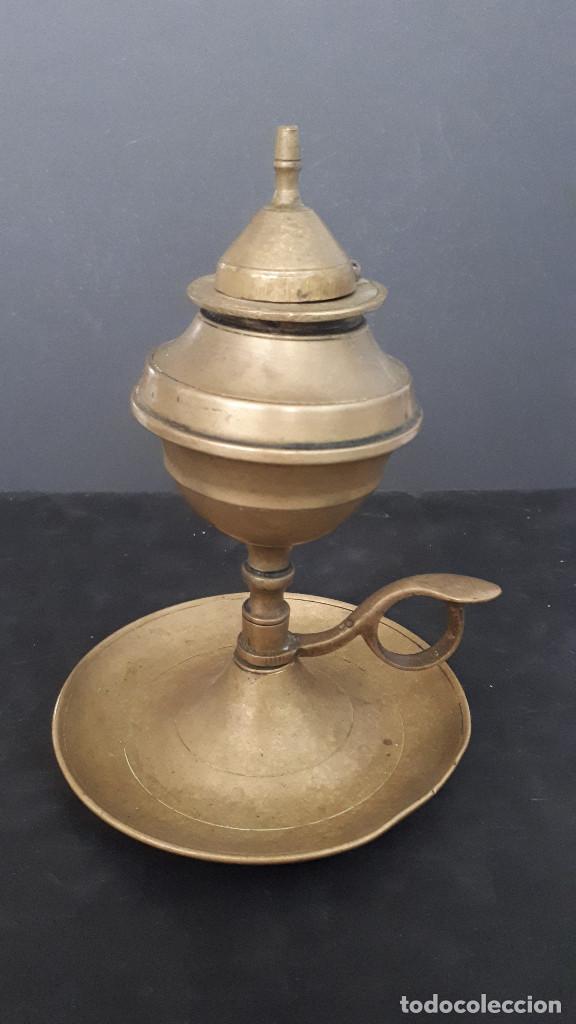 Antig&uuml;edades: CANDIL DE BRONCE SIGLO XIX - Foto 2
