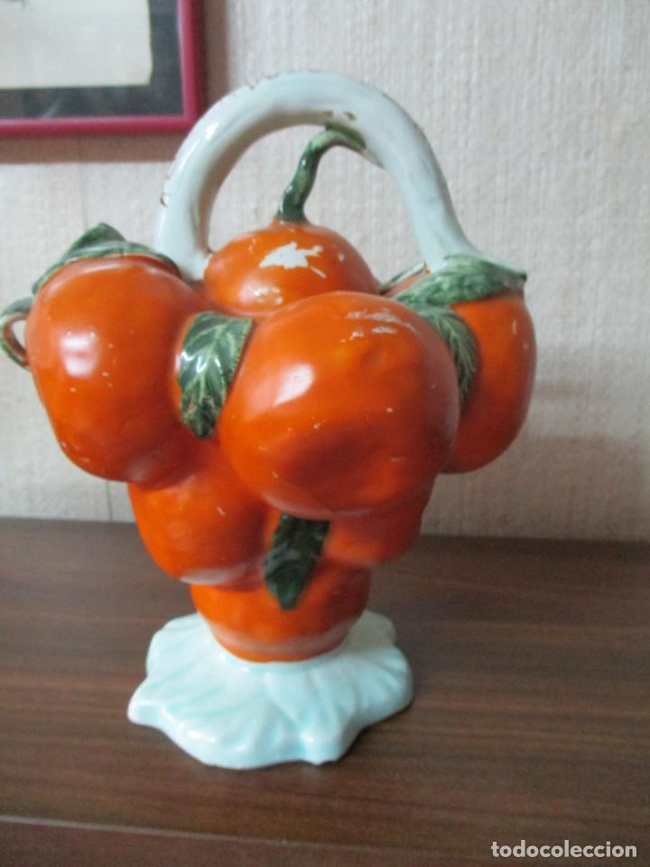 Antig&uuml;edades: c&aacute;ntaro , botijo con frutas de manises - Foto 2