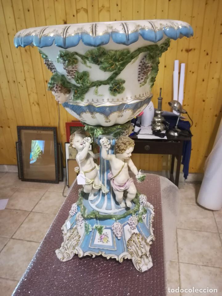 Antig&uuml;edades: GRAN CENTRO DE PORCELANA EUROPEA - Foto 1