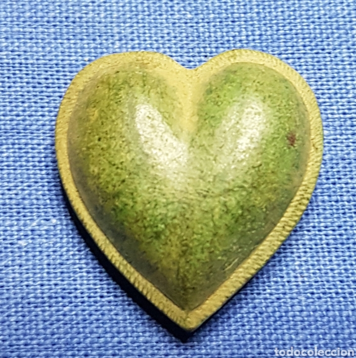 Antig&uuml;edades: Antiguo y precioso boton corazon bronce - Foto 1
