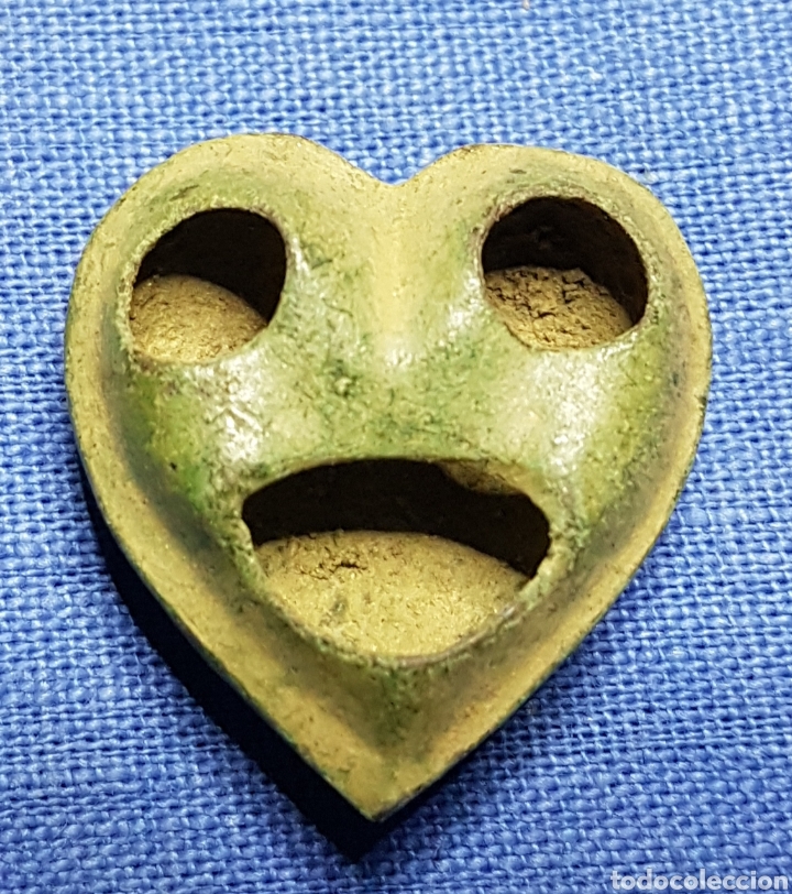 Antig&uuml;edades: Antiguo y precioso boton corazon bronce - Foto 2