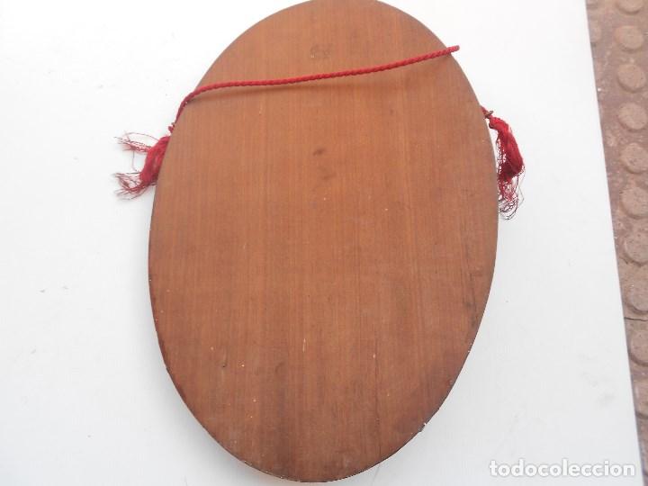 Antig&uuml;edades: crucifijo sobre madera - Foto 6
