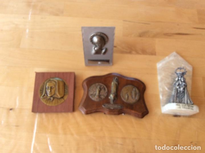 Antig&uuml;edades: FIguras de decorativas religiosas variadas - Foto 1