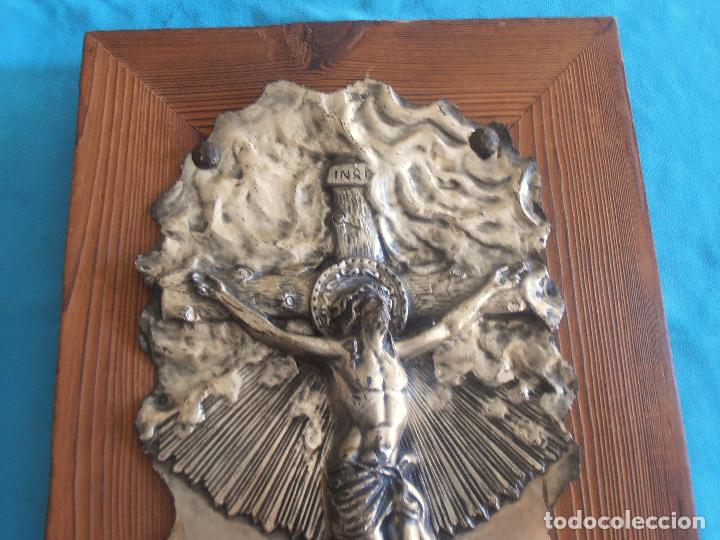 Antig&uuml;edades: BAJORRELIEVE DE CRISTO EN LA CRUZ - Foto 3