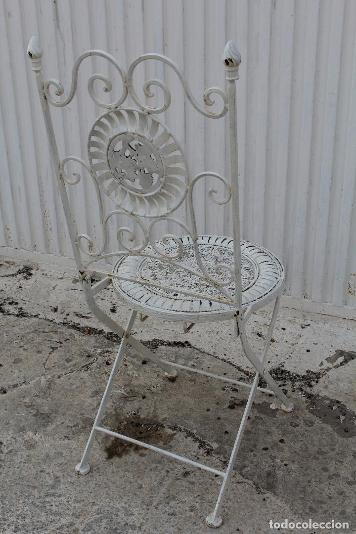 Antig&uuml;edades: silla de jardin en hierro y bambu - Foto 3