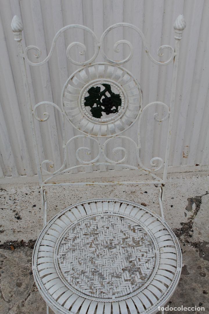 Antig&uuml;edades: silla de jardin en hierro y bambu - Foto 4