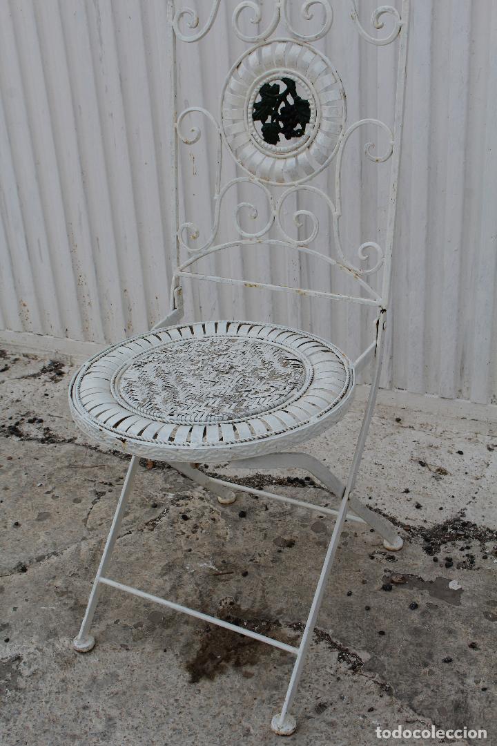 Antig&uuml;edades: silla de jardin en hierro y bambu - Foto 5