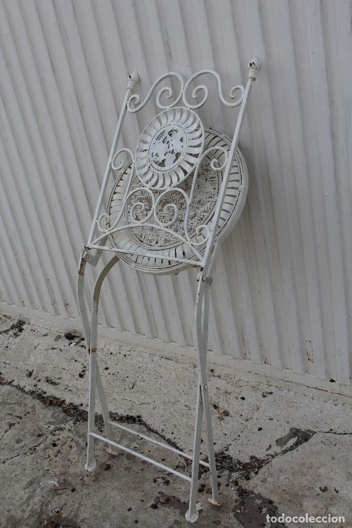 Antig&uuml;edades: silla de jardin en hierro y bambu - Foto 6