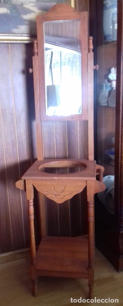 Antig&uuml;edades: BONITO LAVABO DE MADERA. - Foto 1