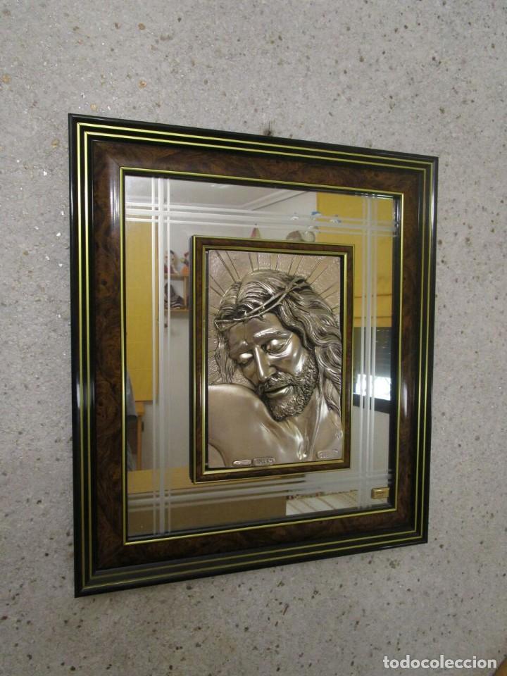 Antig&uuml;edades: Cuadro crucificado Cristal-plata 51x59 - Foto 2