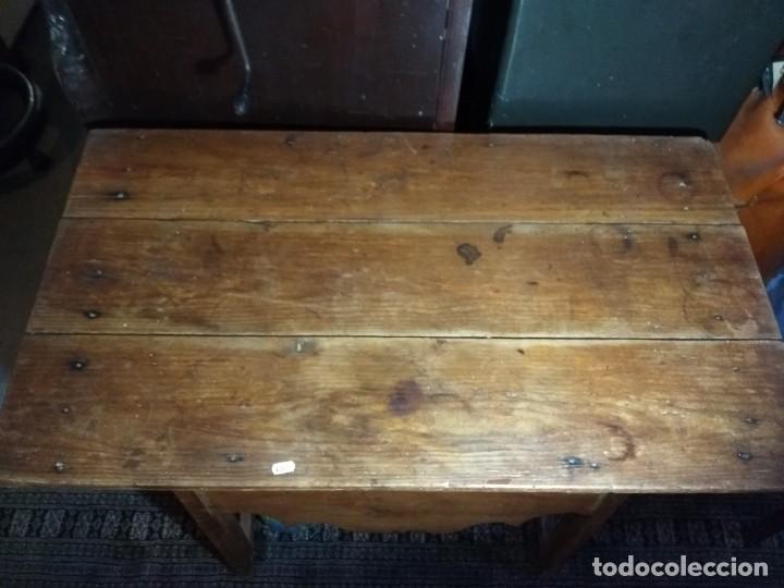 Antig&uuml;edades: Mesa tocinera con cajon, PP siglo XX - Foto 5