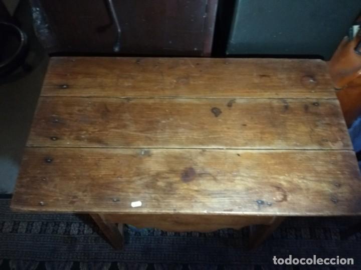 Antig&uuml;edades: Mesa tocinera con cajon, PP siglo XX - Foto 3