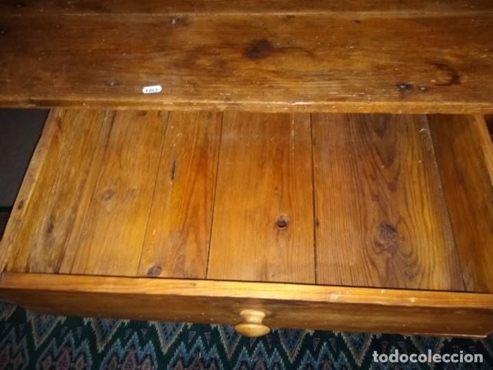 Antig&uuml;edades: Mesa tocinera con cajon, PP siglo XX - Foto 7