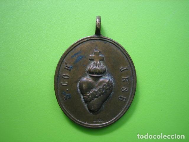 Antig&uuml;edades: Antigua medalla. M 4x3 cm - Foto 2