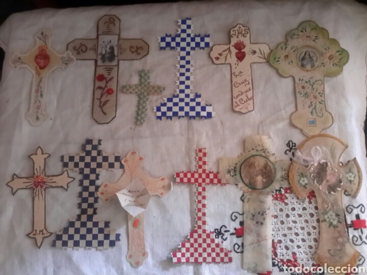 Antig&uuml;edades: Lote de 12 antiguas cruces - Foto 1