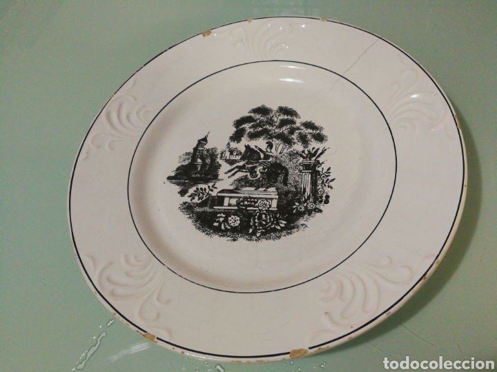 Antig&uuml;edades: PLATO DE LOZA DECORADO. - Foto 1