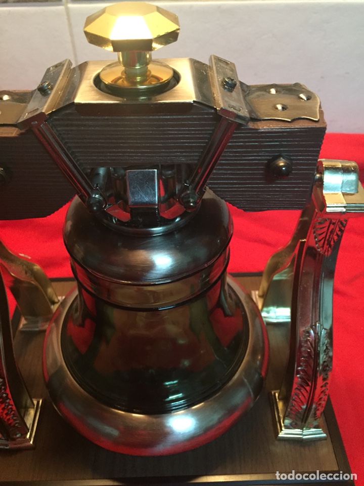 Antig&uuml;edades: Botella de licor con musica - Foto 3