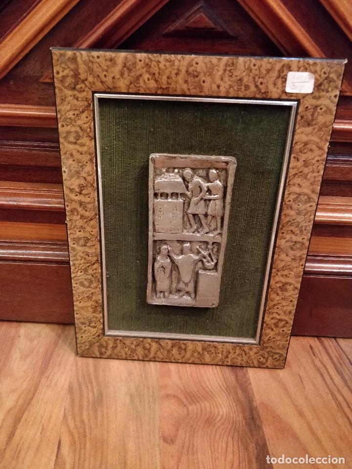 Antiques: Representaci&oacute;n en esta&ntilde;o enmarcado.