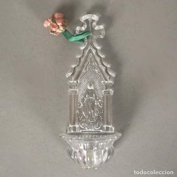 Antig&uuml;edades: BENDITERA DE CRISTAL PRENSADO. 1900 - 1920 - Foto 3
