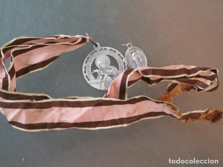 Antig&uuml;edades: Dos medallas religiosas - Foto 7
