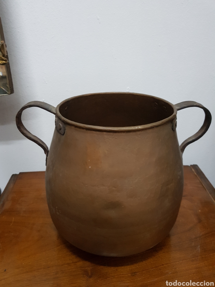 Antig&uuml;edades: Olla cobre antigua - Foto 1