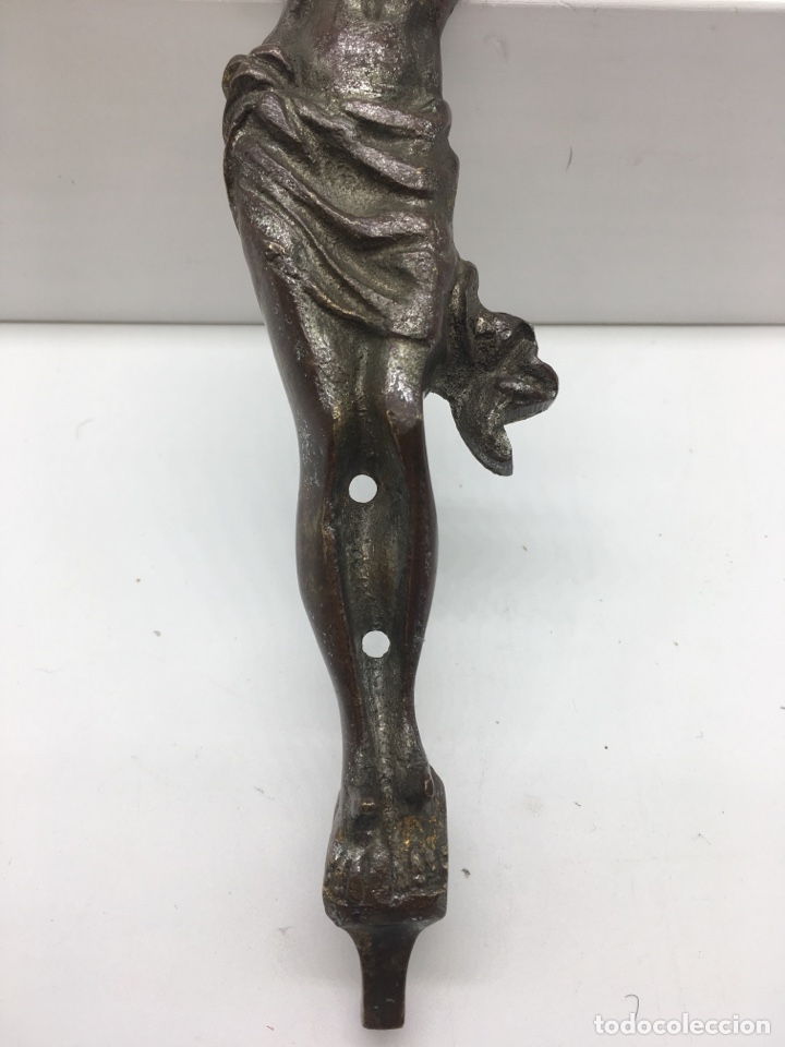 Antig&uuml;edades: Cristo de bronce - Foto 3