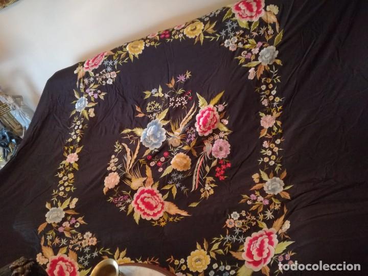 Antig&uuml;edades: Colcha antig&uuml;a bordada - Foto 1