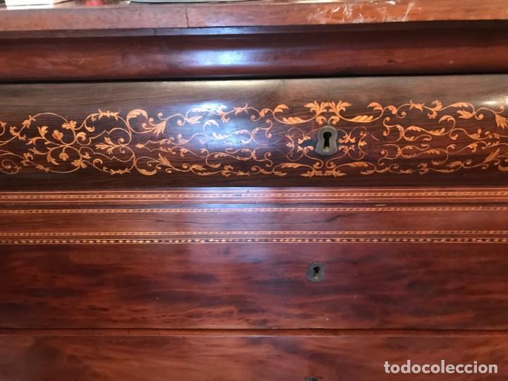 Antig&uuml;edades: EXCEPCIONAL COMODA FERNANDINA, CON MARQUETERIA - Foto 4