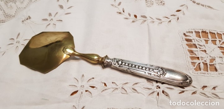 Antig&uuml;edades: Cubierto de servir franc&eacute;s ba&ntilde;o de plata. - Foto 6