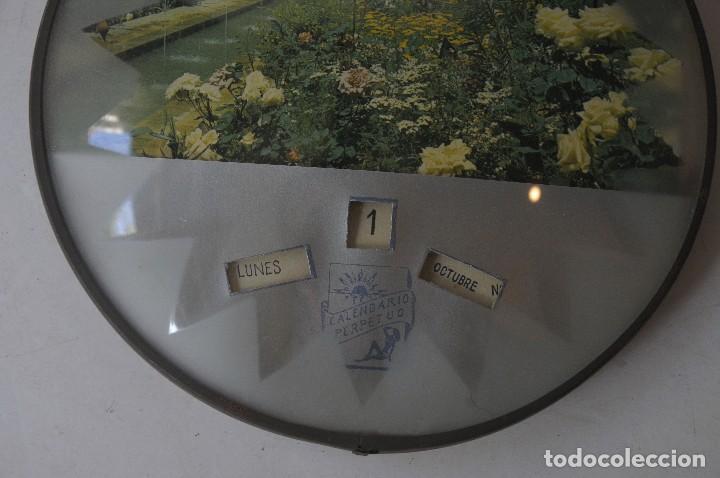 Antig&uuml;edades: calendario perpetuo Lourdes - Foto 2