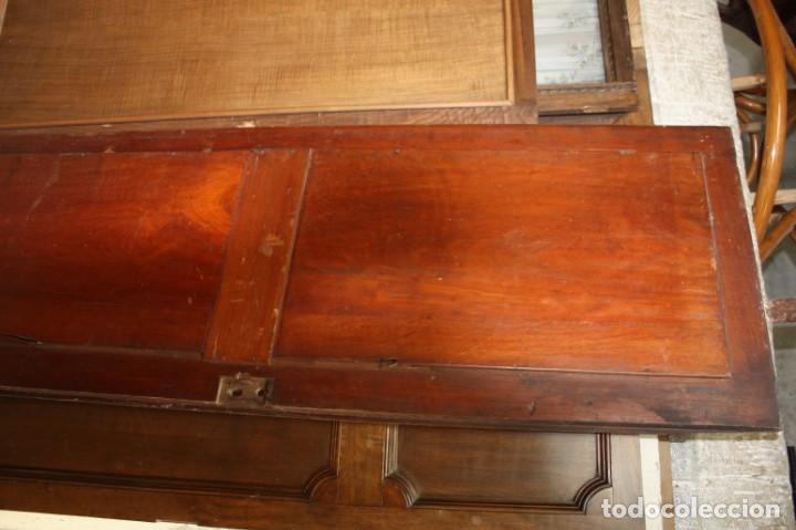 Antig&uuml;edades: Espejo con marco de madera de caoba. - Foto 4