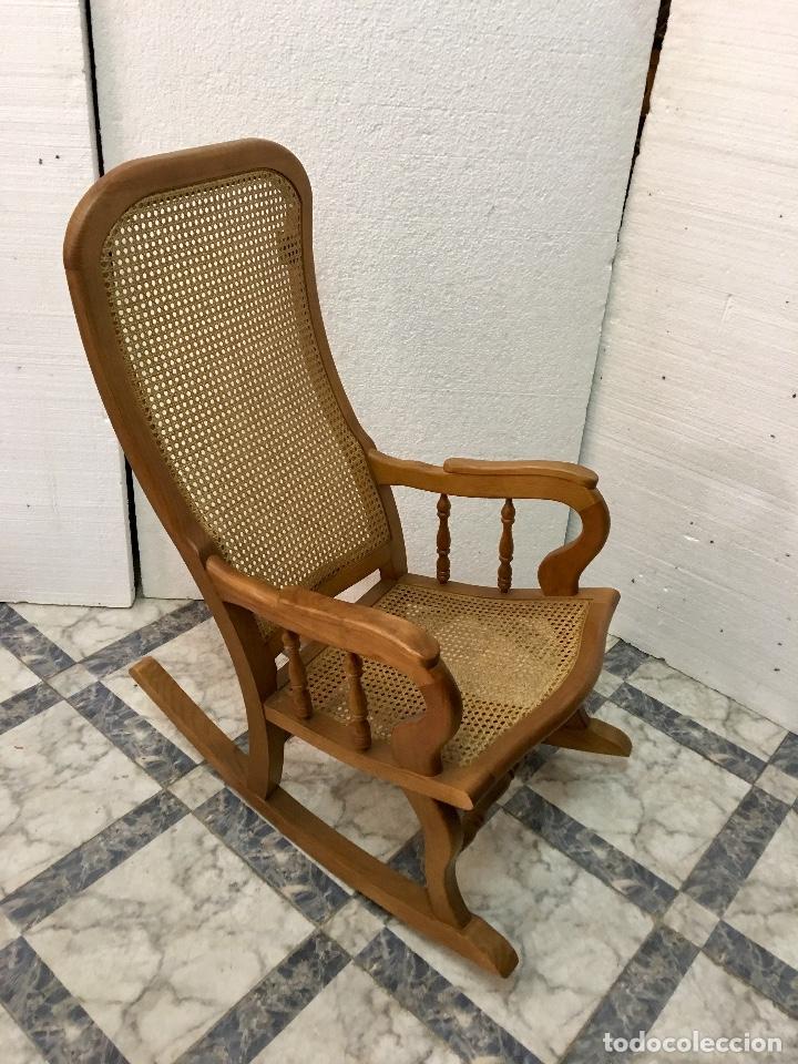 Antig&uuml;edades: MECEDORA RUSTICA DE REJILLA - Foto 3